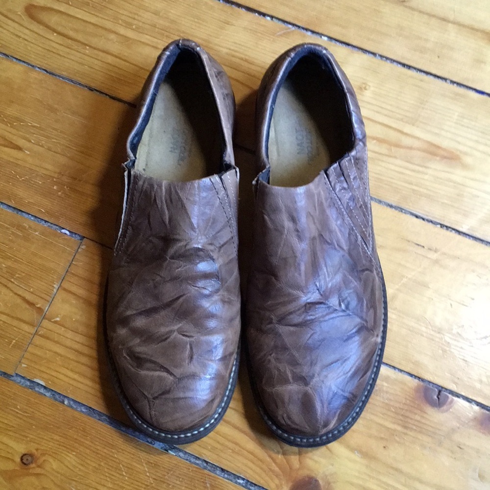 💥Naot marbled leather slip-on loafers💥